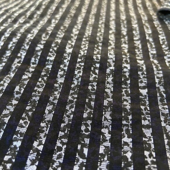 Bugatchi Size Small Black Gray Print Button Up Shirt Pristine Cond . Striped - Picture 8 of 8